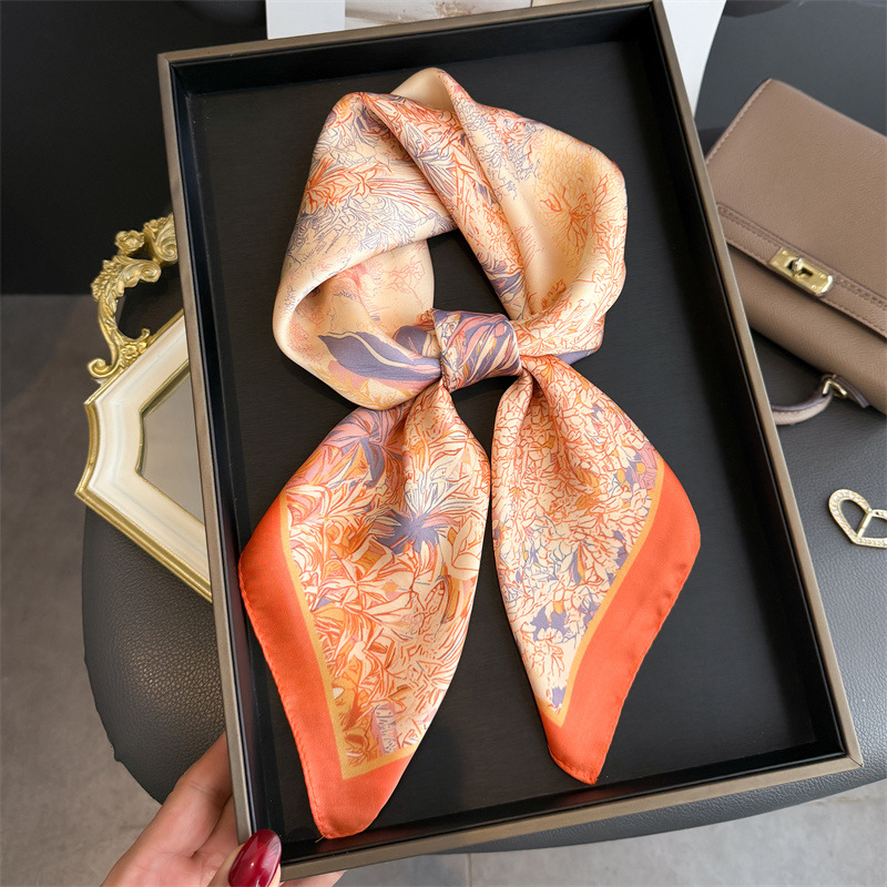Элегантный дизайнерский шарф с – обзор и цена Luxury Bags Designer