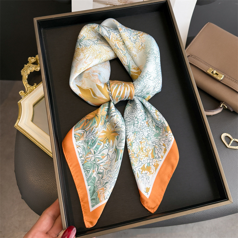 Элегантный дизайнерский шарф с – обзор и цена Luxury Bags Designer