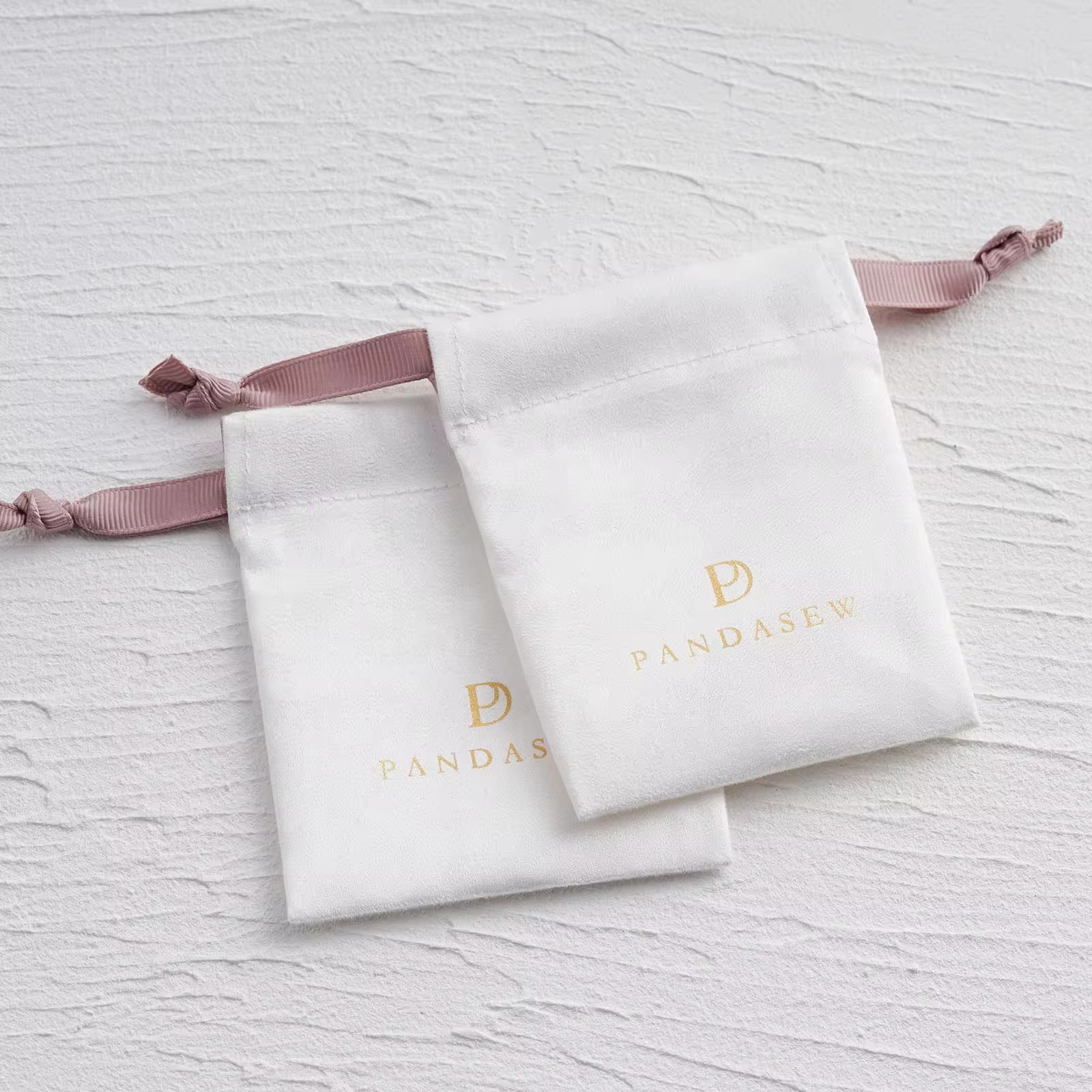 Подарочный мешочек из замши с  – обзор и цена Luxury Bags For School